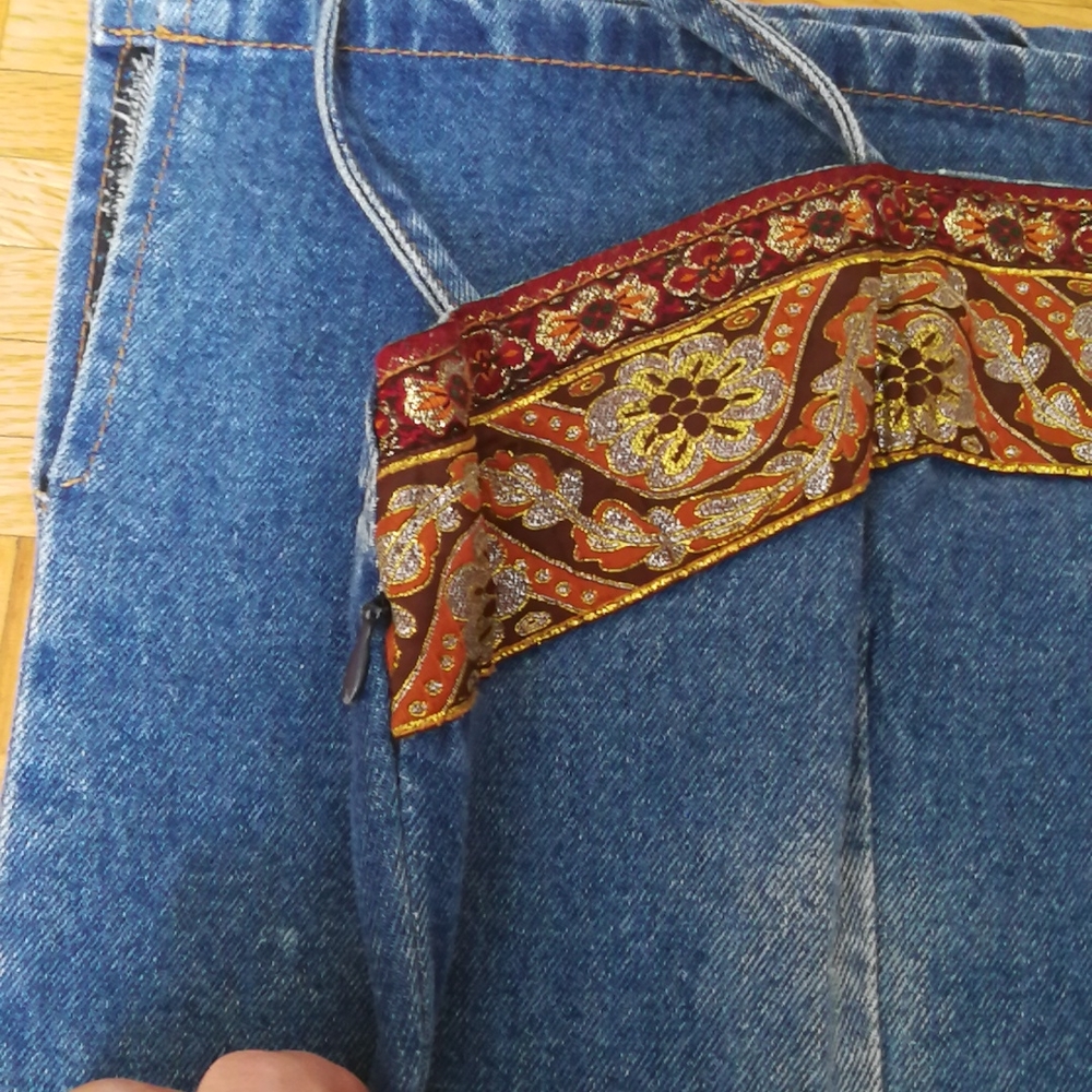 Vintage Blue Denim Slip Dress with Paisley Trim - Picture 4 of 10